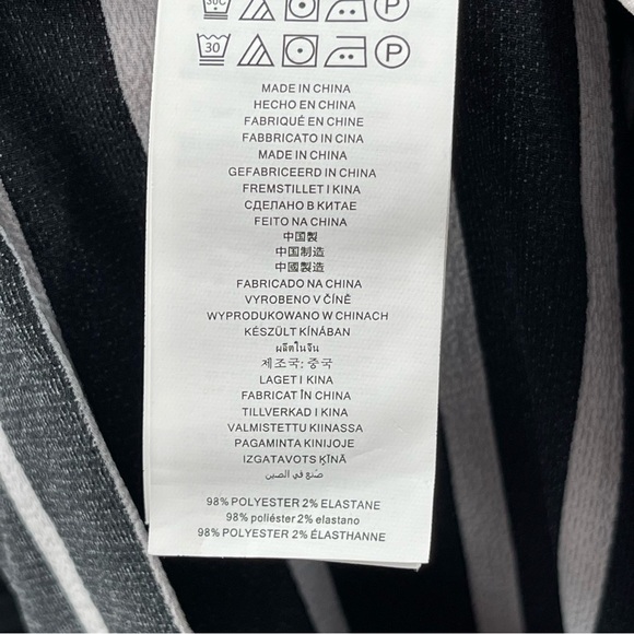 Michael Kors Black White Pinstripe Cropped Pull On Pants Size Small - Picture 5 of 7